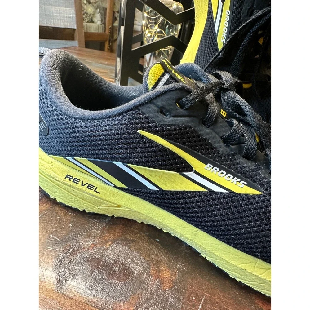 Brooks Revel 6 Mens Running Shoe Black Yellow Pittsburgh 1103981D096 Men Size 11